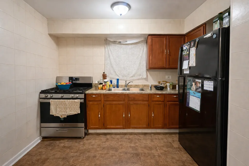 4332 South Wood Street Chicago IL 60609
