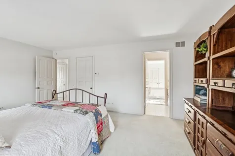 545 Windsor Road Inverness IL 60067
