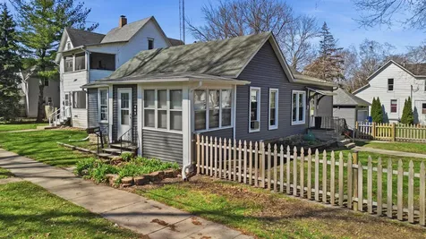 403 S 8th Street Dekalb IL 60115