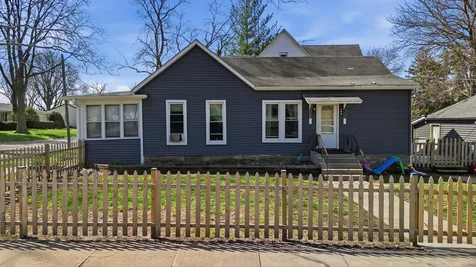 403 S 8th Street Dekalb IL 60115