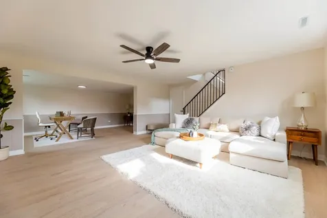 252 South Ellis Avenue Glenwood IL 60425