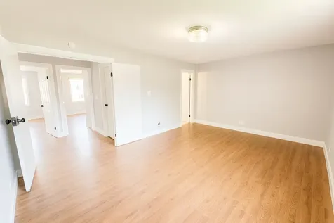 5567 Court F Hanover Park IL 60133