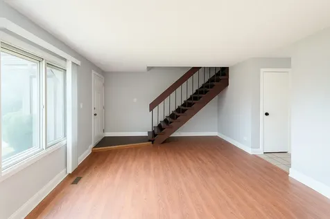 5567 Court F Hanover Park IL 60133
