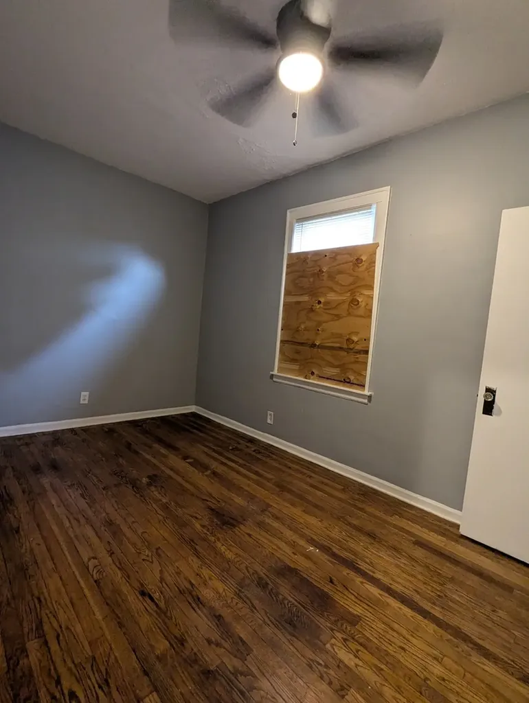 8601 South Kingston Avenue Chicago IL 60617