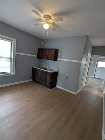 8601 South Kingston Avenue Chicago IL 60617