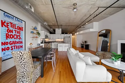 933 West Van Buren Street Chicago IL 60607