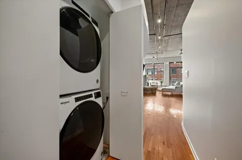 933 West Van Buren Street Chicago IL 60607