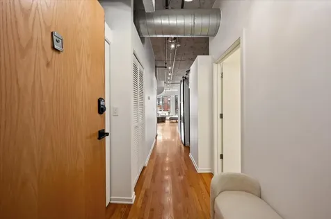 933 West Van Buren Street Chicago IL 60607