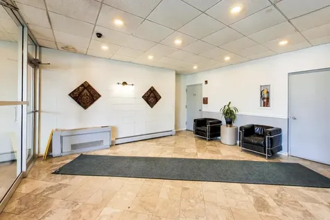 1043 South York Road Bensenville IL 60106
