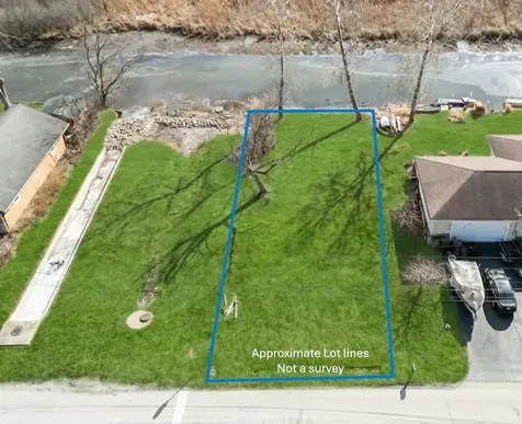 818 Sheridan Drive Wauconda IL 60084