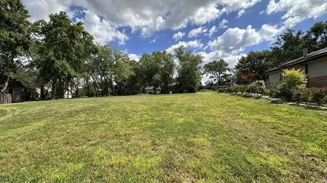 7240 Giddings Avenue Burr Ridge IL 60527