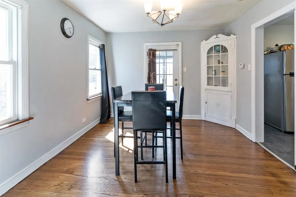 8108 South Wood Street Chicago IL 60620