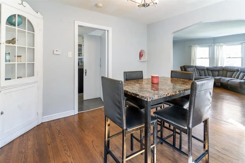 8108 South Wood Street Chicago IL 60620