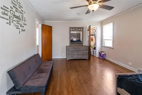 8108 South Wood Street Chicago IL 60620