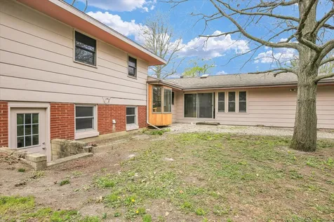 2279 East 500 N Road Paxton IL 60957