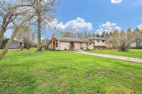 2279 East 500 N Road Paxton IL 60957