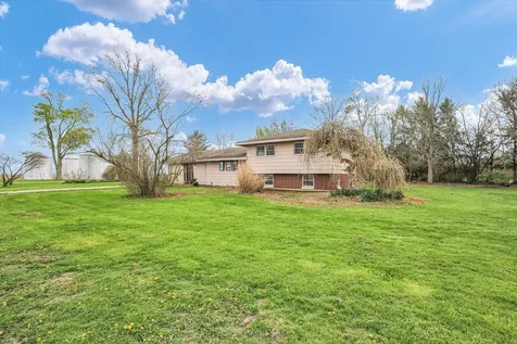2279 East 500 N Road Paxton IL 60957