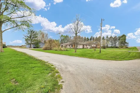 2279 East 500 N Road Paxton IL 60957
