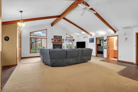 2279 East 500 N Road Paxton IL 60957