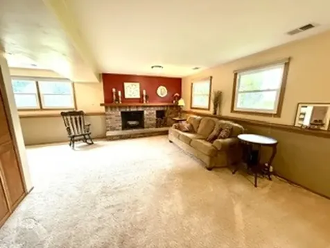 206 Ashland Court Vernon Hills IL 60061