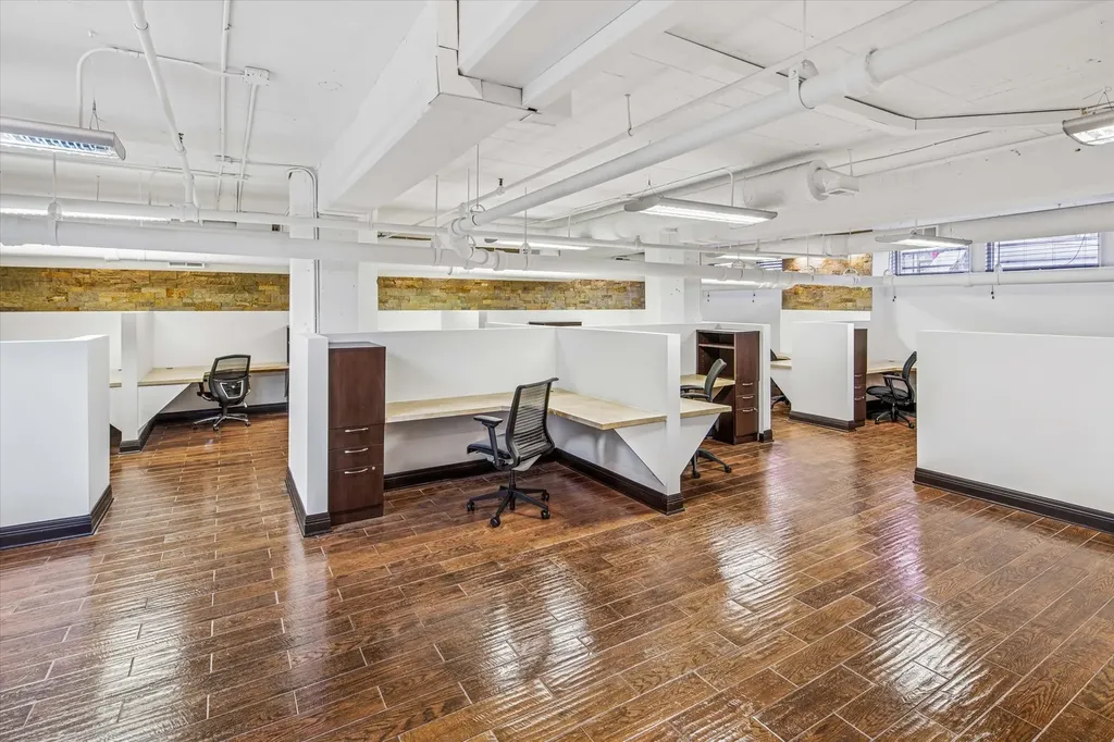 1327 West Washington Boulevard Chicago IL 60607