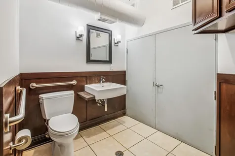 1327 West Washington Boulevard Chicago IL 60607