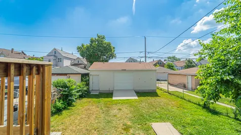 10439 South Avenue M Chicago IL 60617