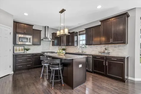 1031 South Carly Circle Yorkville IL 60560