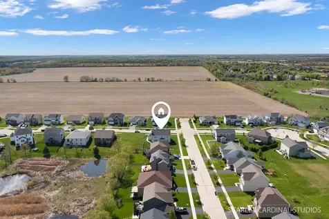 1031 South Carly Circle Yorkville IL 60560