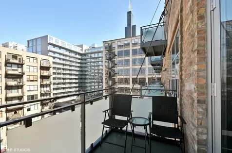 333 South Desplaines Street Chicago IL 60661