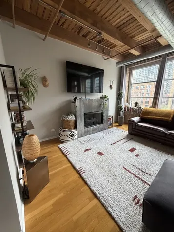 333 South Desplaines Street Chicago IL 60661