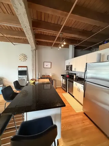 333 South Desplaines Street Chicago IL 60661