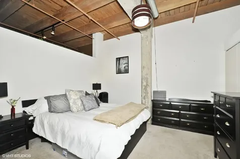 333 South Desplaines Street Chicago IL 60661