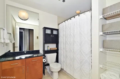 333 South Desplaines Street Chicago IL 60661
