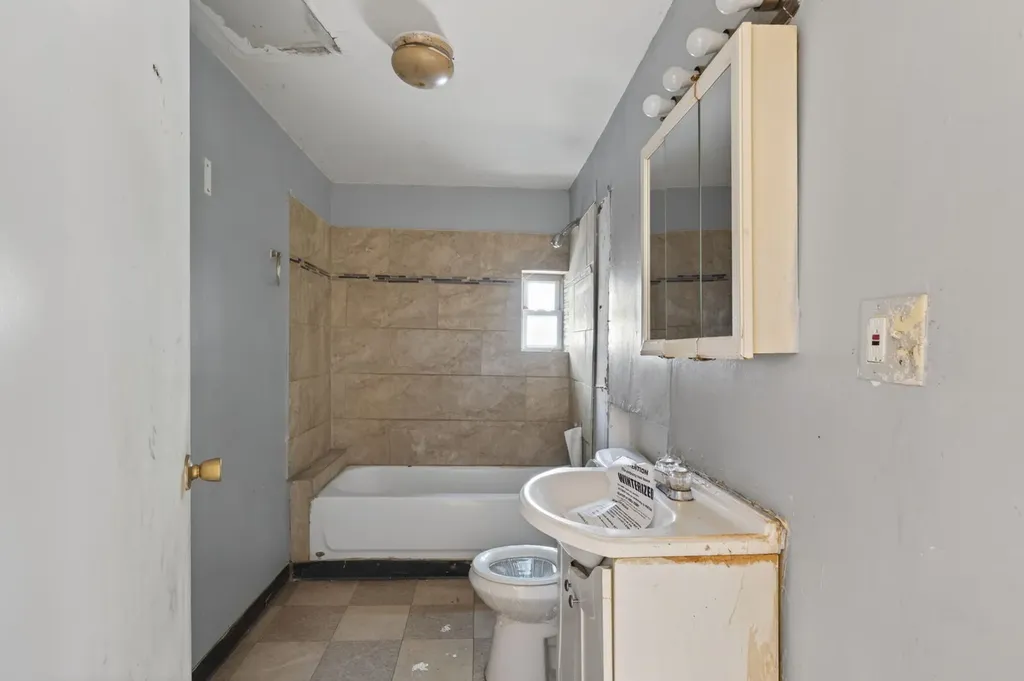 7340 South Maryland Avenue Chicago IL 60619