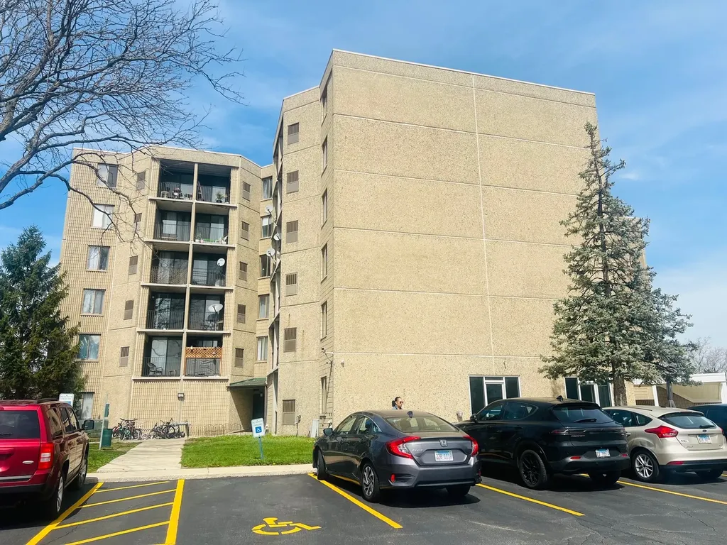 1750 North Marywood Avenue Aurora IL 60505
