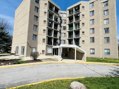 1750 North Marywood Avenue Aurora IL 60505