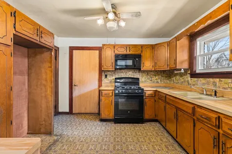 718 Warren Avenue Rockdale IL 60436
