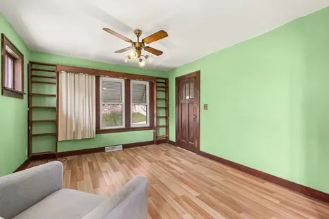 718 Warren Avenue Rockdale IL 60436