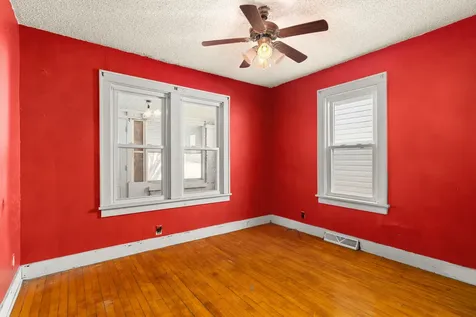 718 Warren Avenue Rockdale IL 60436