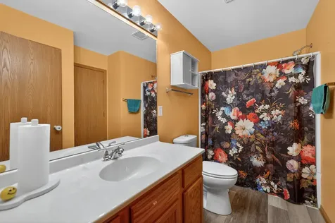 665 Kenwood Court Dekalb IL 60115
