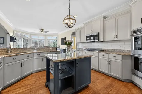 910 Freedom Circle Sycamore IL 60178