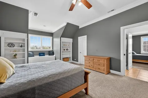 910 Freedom Circle Sycamore IL 60178