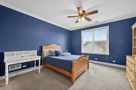 910 Freedom Circle Sycamore IL 60178