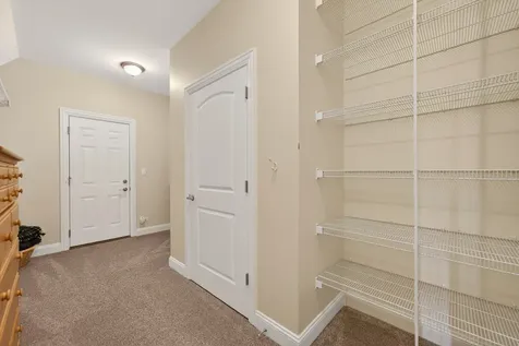 910 Freedom Circle Sycamore IL 60178