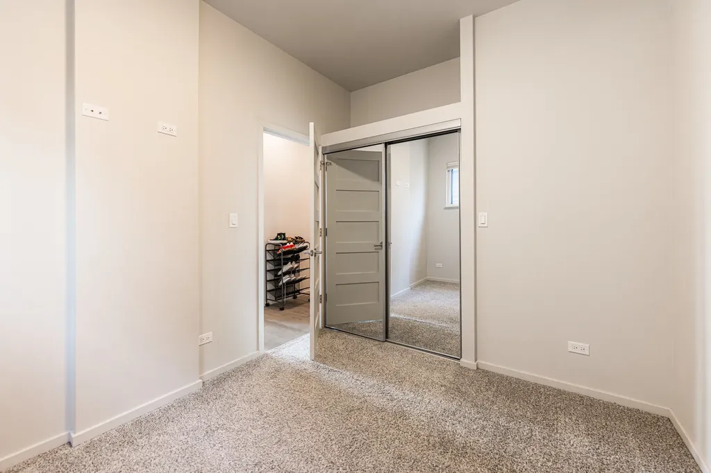 2108 West 18th Place Chicago IL 60608