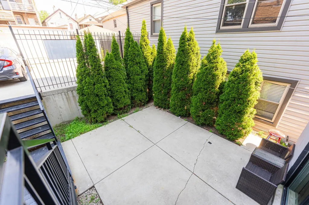 2108 West 18th Place Chicago IL 60608