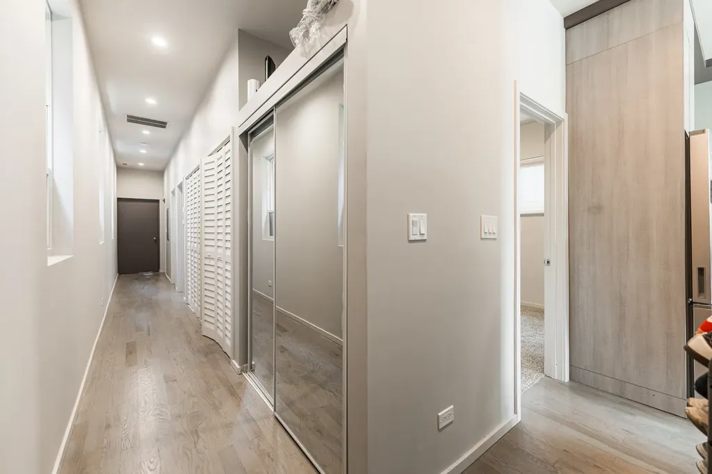2108 West 18th Place Chicago IL 60608