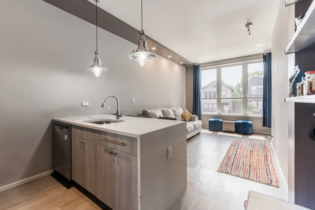 2108 West 18th Place Chicago IL 60608