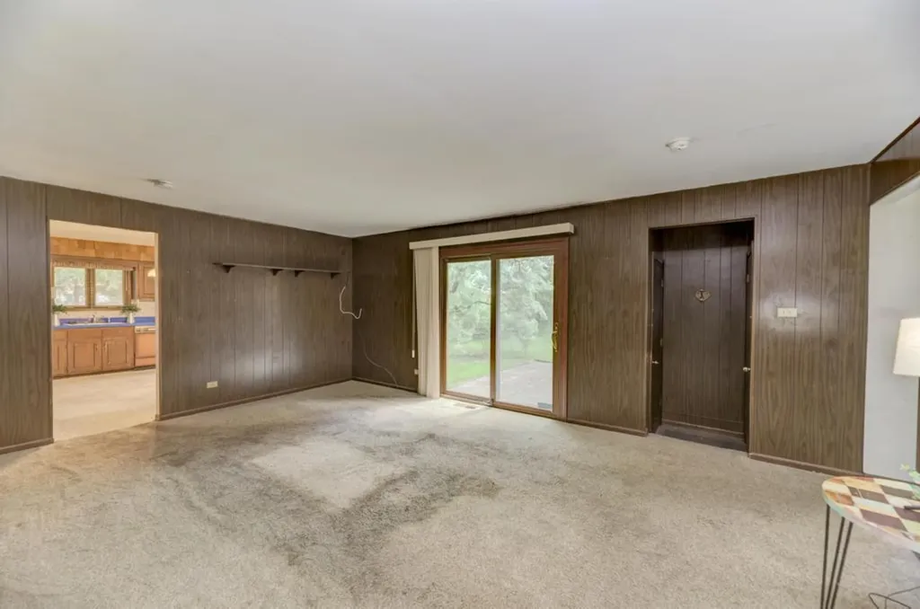 8017 Sawyer Road Darien IL 60561